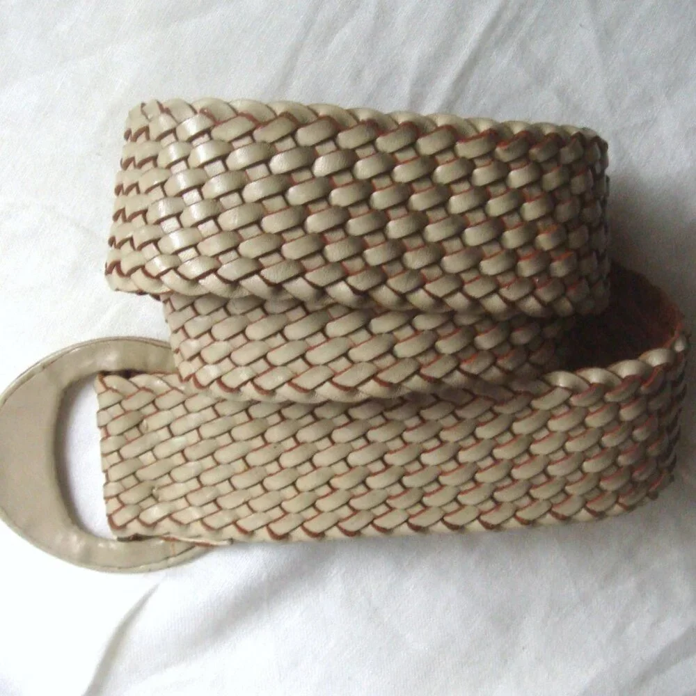 Vintage Italian Woven Leather Chunky Eye Buckle Belt
